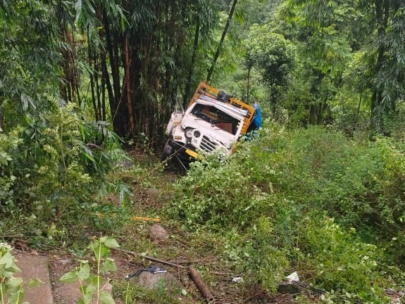 हिमाचल में पंजाब से आए 4 श्रद्धालुओं की मौत,  