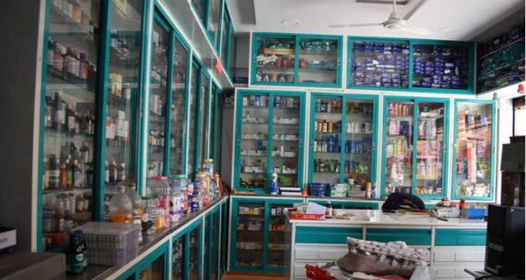 Medicine Ban Health Ministry : अब नहीं मिलेंगी ये दवाएं, बुखार और 