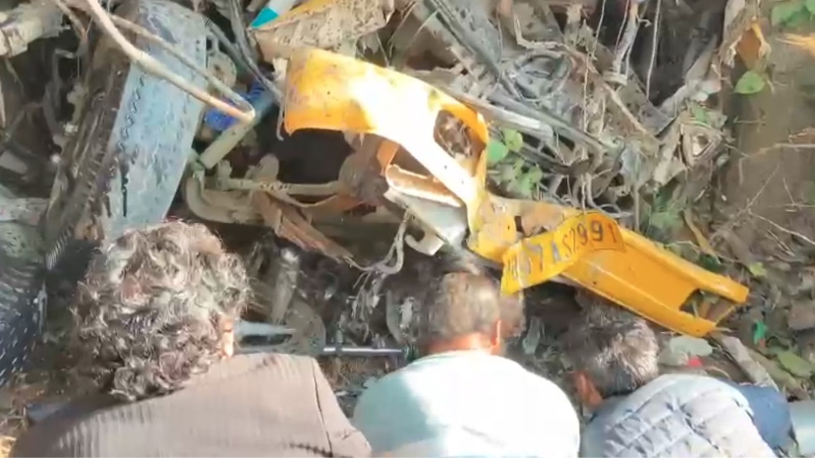होशियारपुर में बच्चों से भरी स्कूल बस की ट्रक के साथ टक्कर,