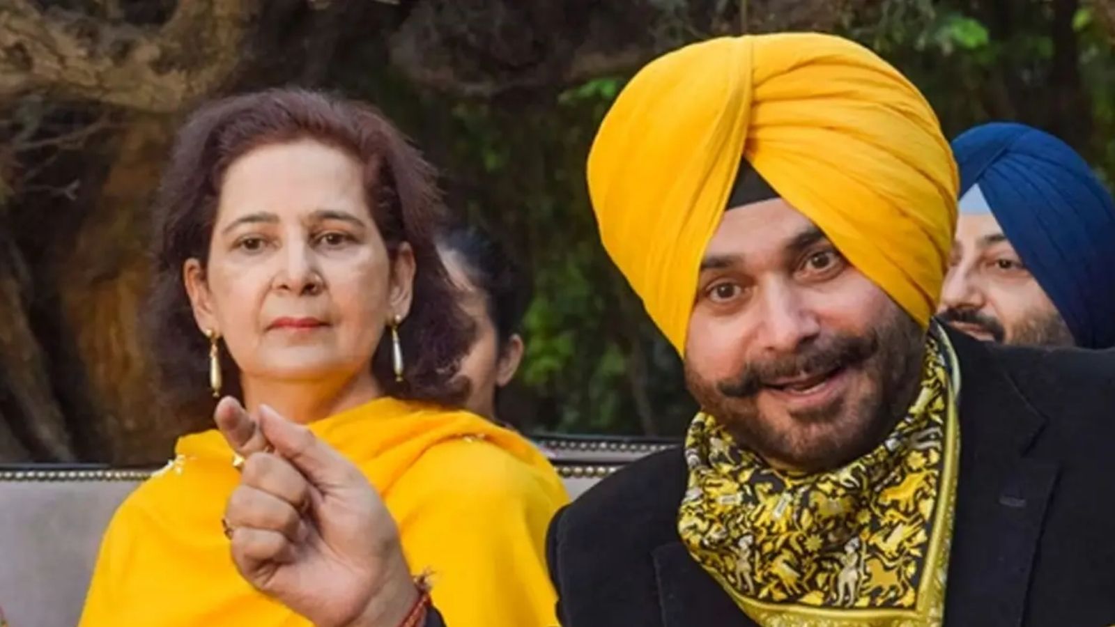 Navjot Sidhu और उनकी पत्नी को छत्तीसगढ़ सिविल सोसाइटी ने भेजा नोटिस, 