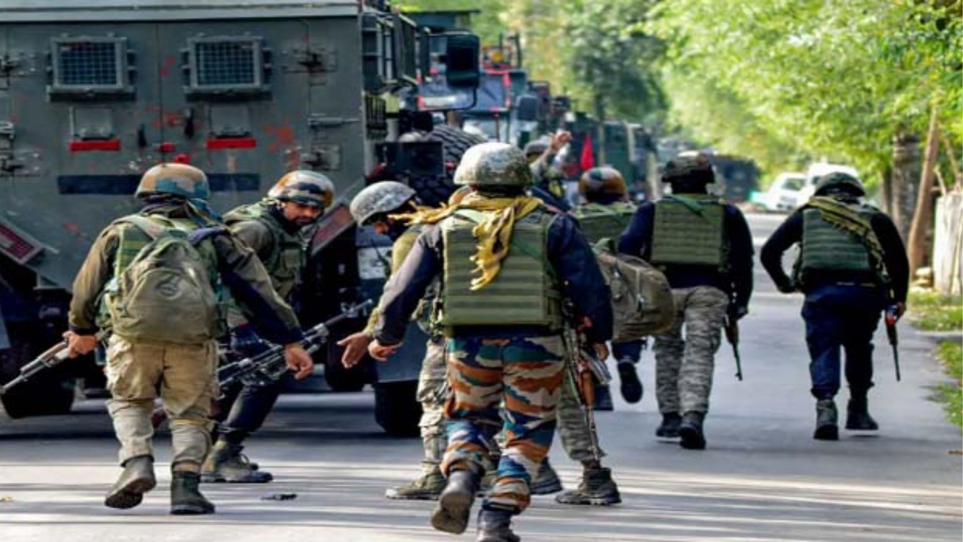   जम्मू-कश्मीर के कुपवाड़ा में सेना और आतंकियों के बीच मुठभेड़ जारी, 