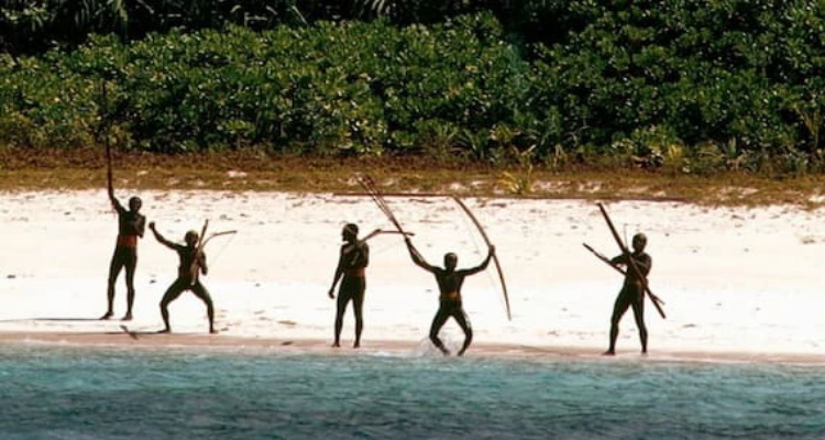 Ban Entry Secret Island : भारत के इस द्वीप पर कोई नहीं पहनता 