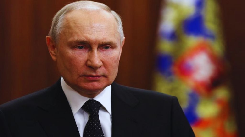 Putin Cardiac Arrest : रूस के राष्ट्रपति पुतिन को आया 