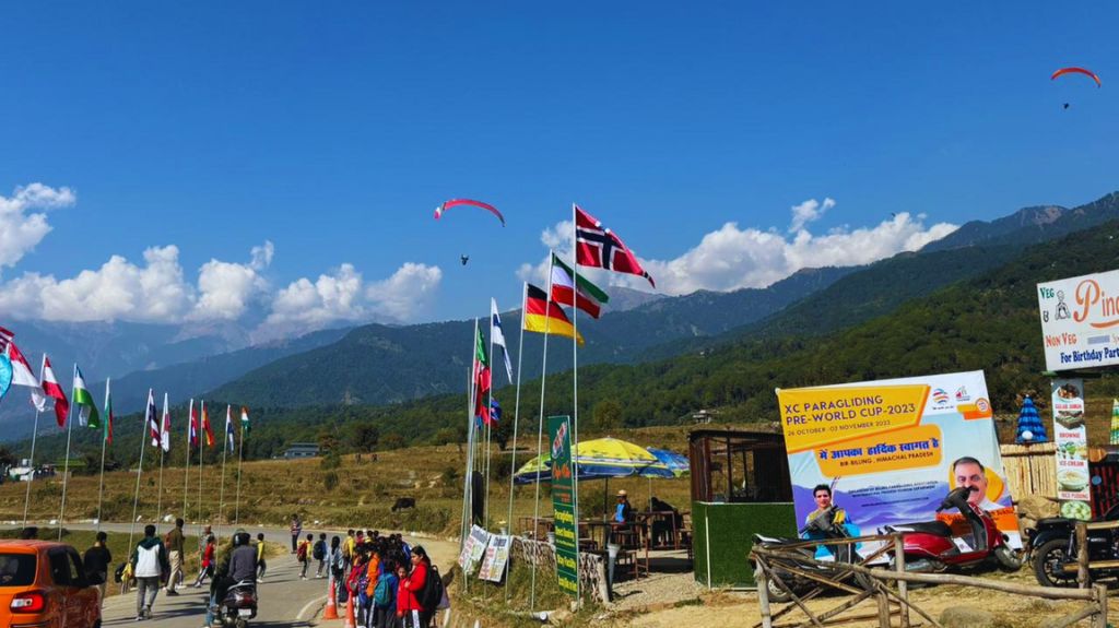 पैराग्लाइडिंग प्री वर्ल्ड कप पर पड़ा रूस-यूक्रेन युद्ध का असर, 
