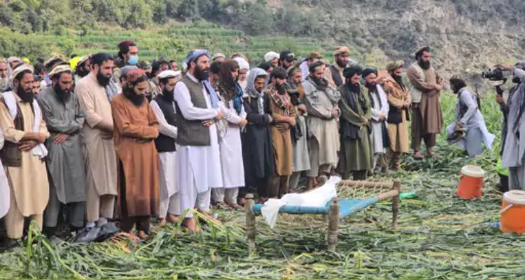 भूकंप के तेज झटको से 1411 लोगों की मौ'त,
