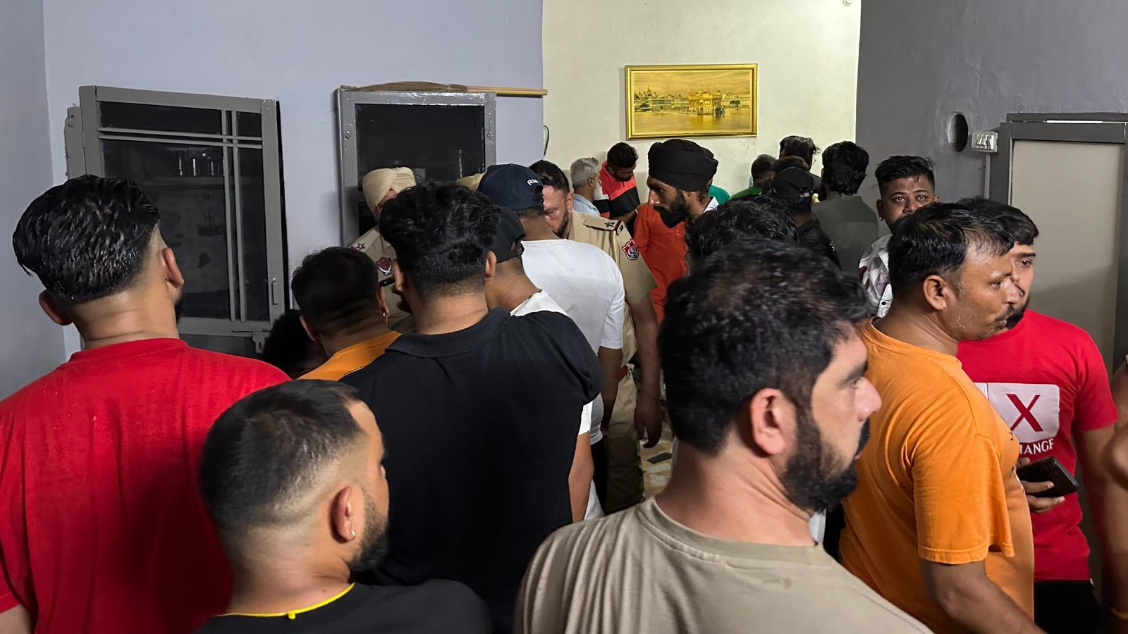 फगवाड़ा में ताबड़तोड़ फायरिंग के बाद लोगों में दहशत, 