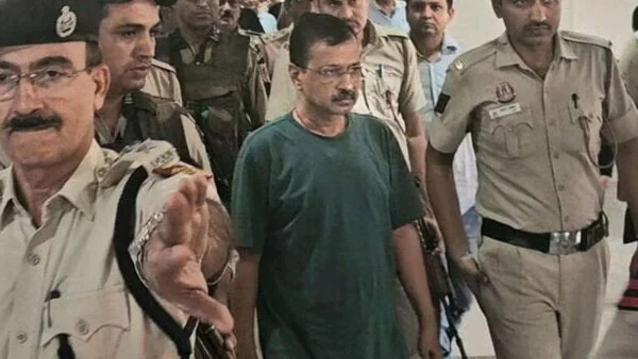 अरविंद केजरीवाल को राउज एवेन्यू कोर्ट से फिर झटका