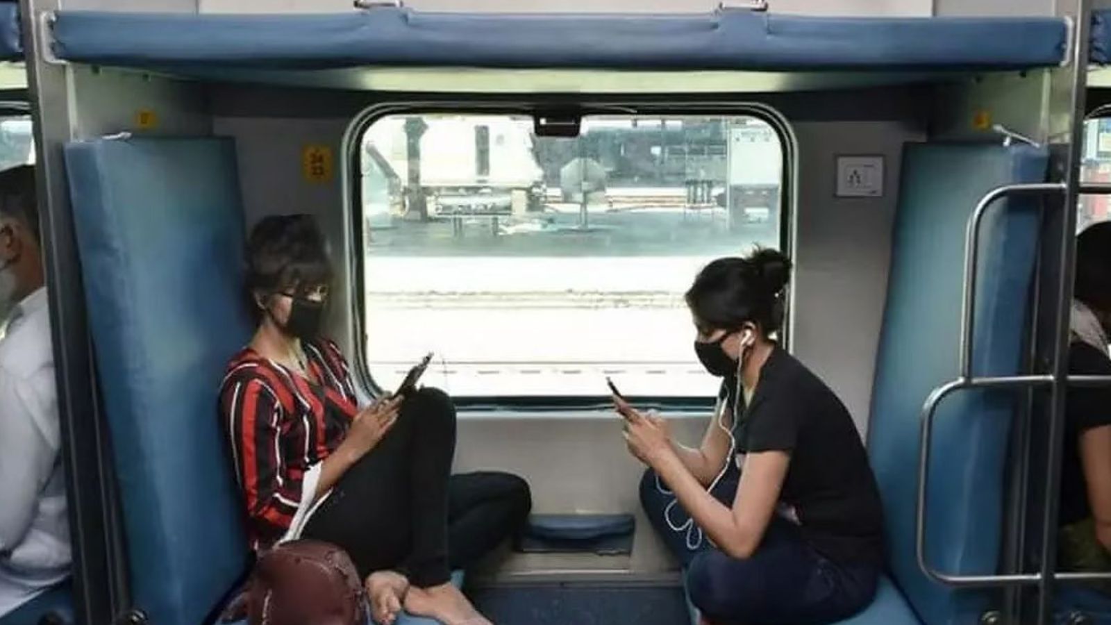 अब ट्रेन में सीट लेने के लिए नहीं करनी पड़ेगी मिन्नतें, 