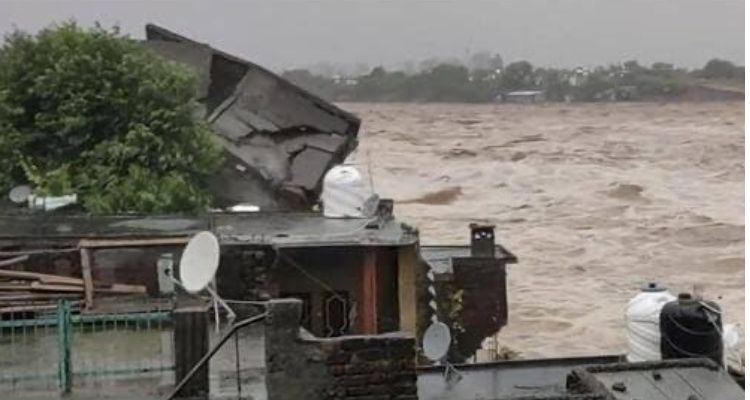 हिमाचल में नहीं थम रहा कुदरत का कहर!