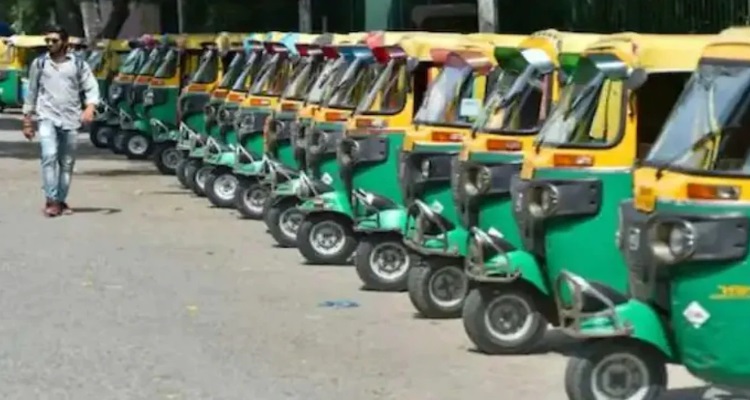 Auto Taxi Strike in Delhi-NCR : आज दिल्ली-NCR में सड़कों पर नहीं उतरेंगे 