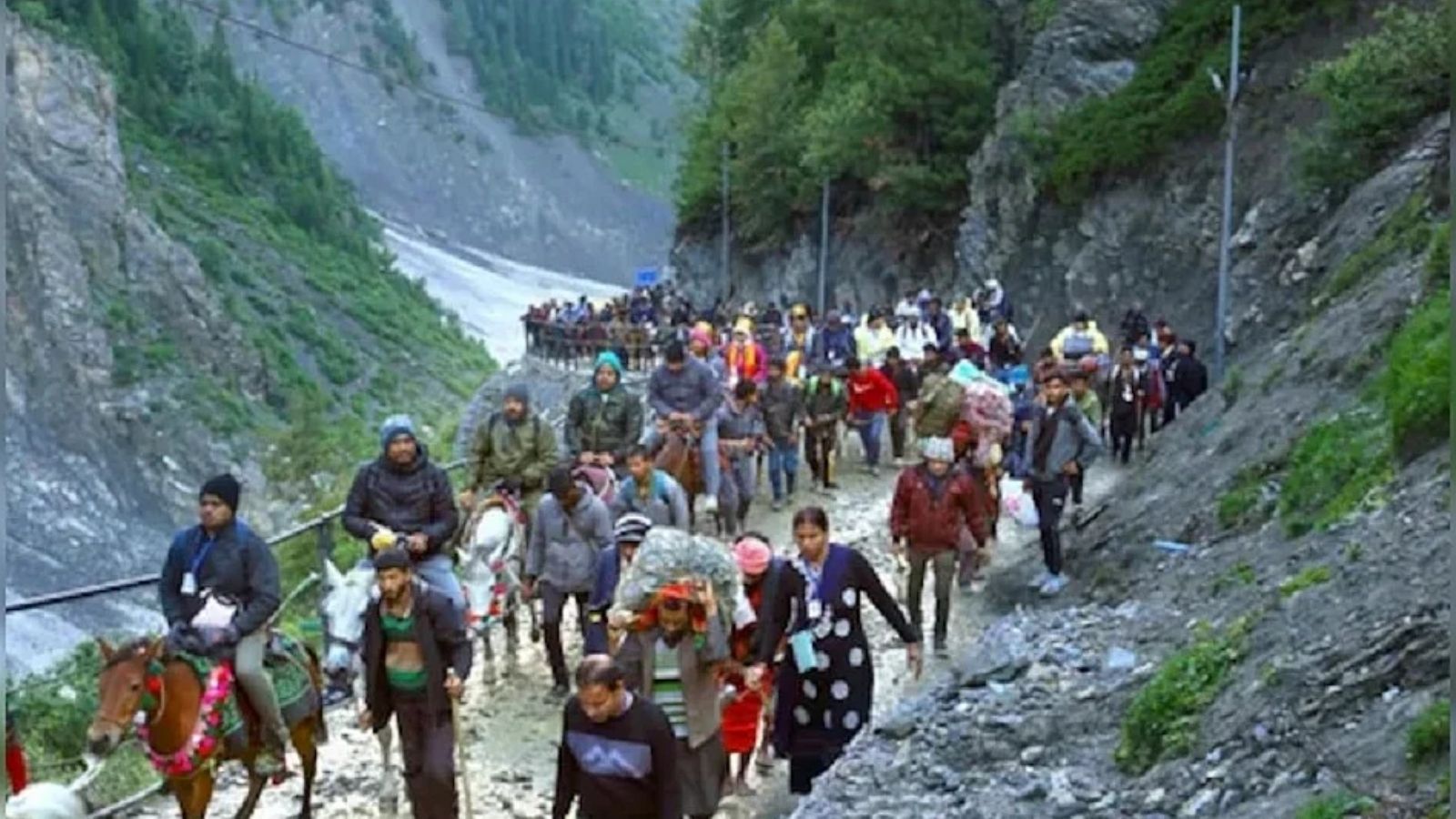अमरनाथ यात्रा स्थगित,