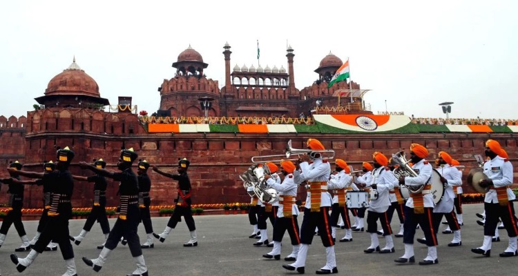 केंद्र सरकार की अधिकारियों को चेतावनी, स्वतंत्रता दिवस समारोह