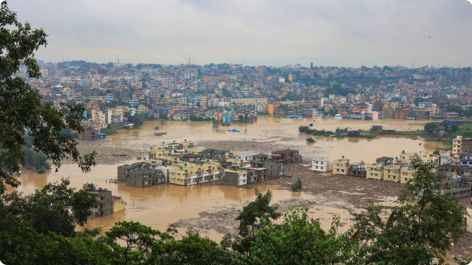 Nepal में भारी बारिश से तबाही, 