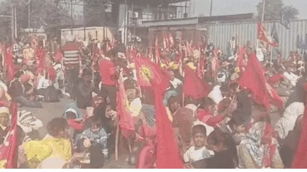 लुधियाना में लाडोवाल टोल प्लाजा पर कॉन्ट्रैक्ट वर्कर्स का धरना खत्म,