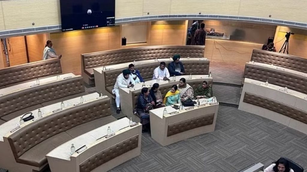 चंडीगढ़ नगर निगम की आज होने वाली बैठक रद्द,