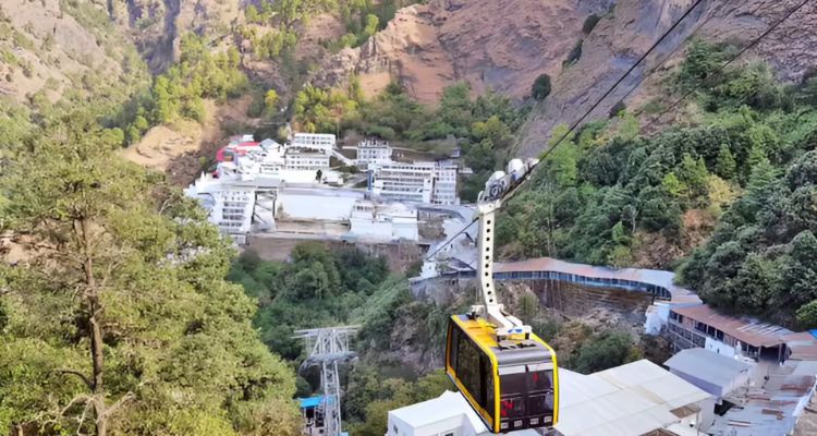 जानें कब से शुरू होगी माता वैष्णो देवी की यात्रा? 