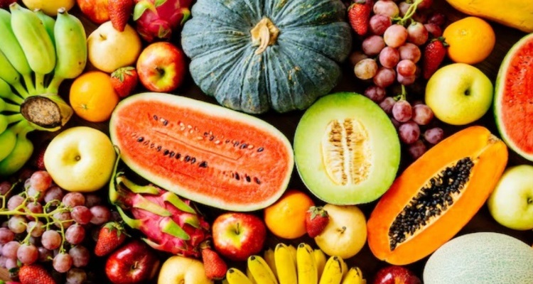 High Protein Fruits : वेट लॉस के लिए फायदेमंद माना जाता है इन फलों 