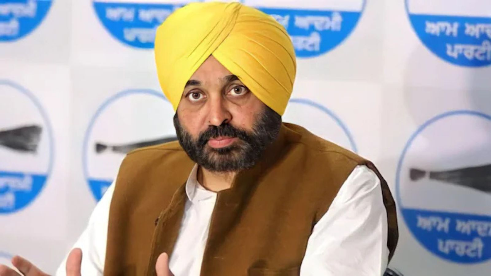 पंजाब के अध्यापकों को सीएम मान का बड़ा तोहफा, 