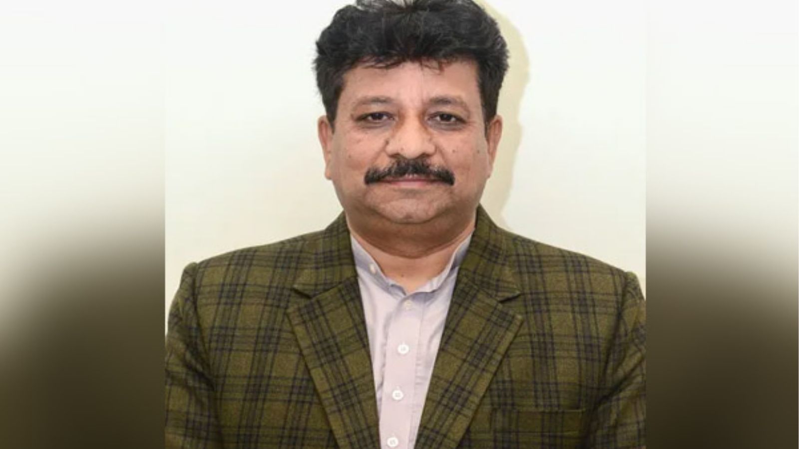 करोड़पति विधायक रमन अरोड़ा की ज्यूलरी इतनी बढ़ी,