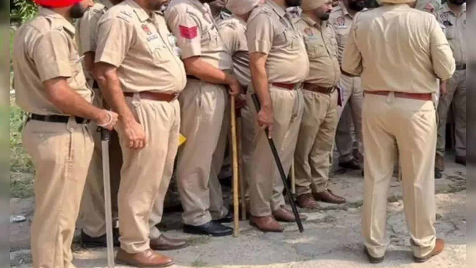 पंजाब में पुलिस कर्मचारियों की 15 अक्टूबर तक छुट्टियां रद्द