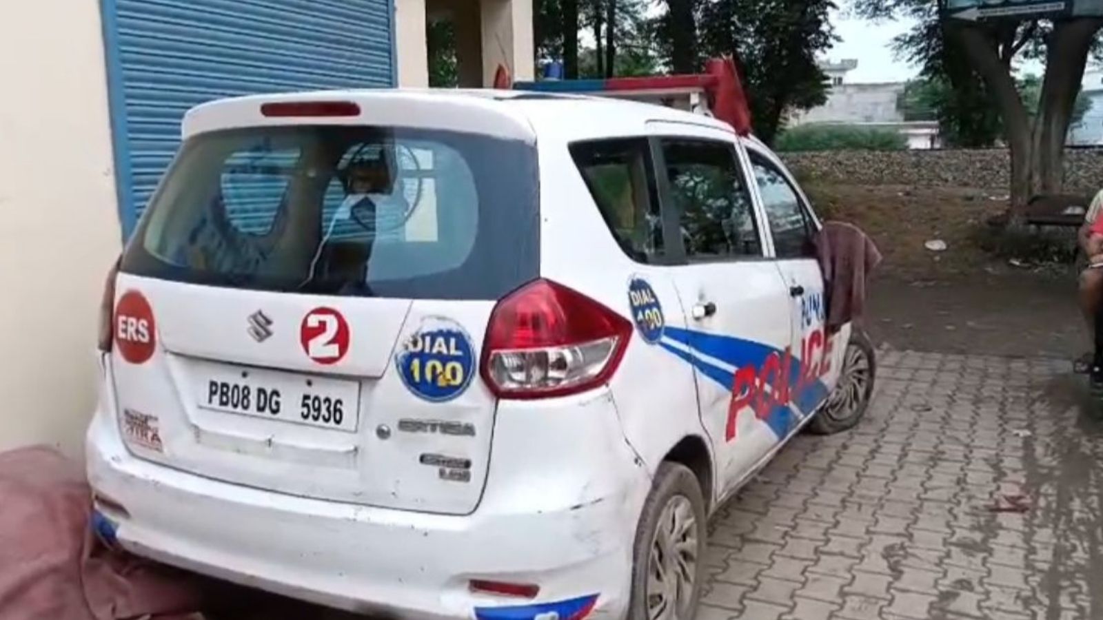  जालंधर में नागरा फाटक के पास तेजधार हथियार समेत चली गोलियां,