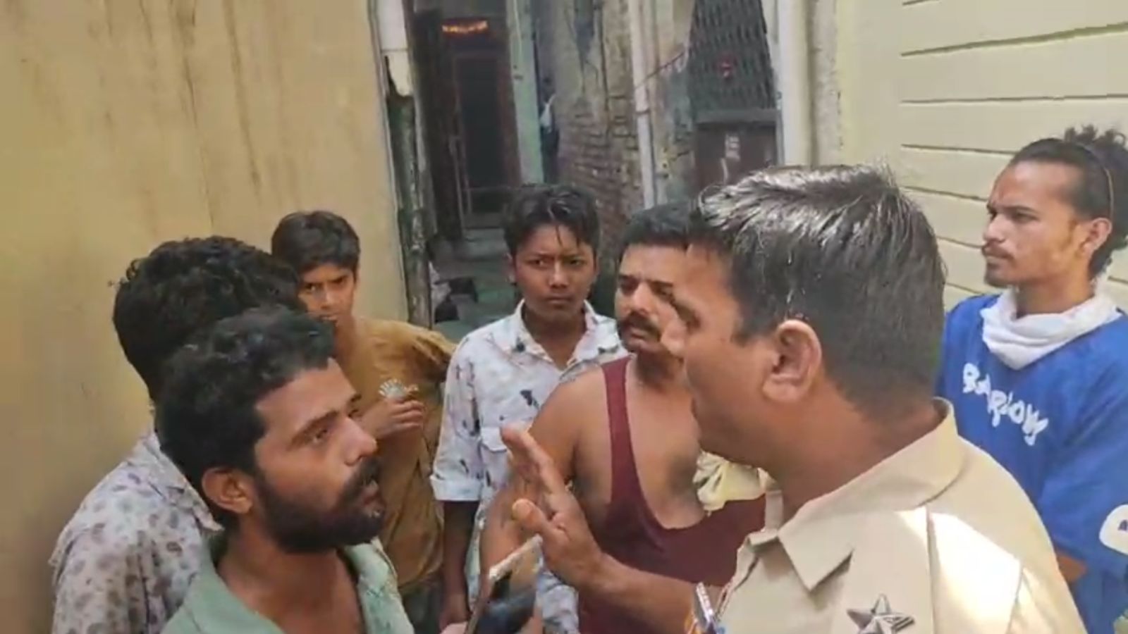 जालंधर में दिन-दहाड़े बाइक लेकर चोर फरार,