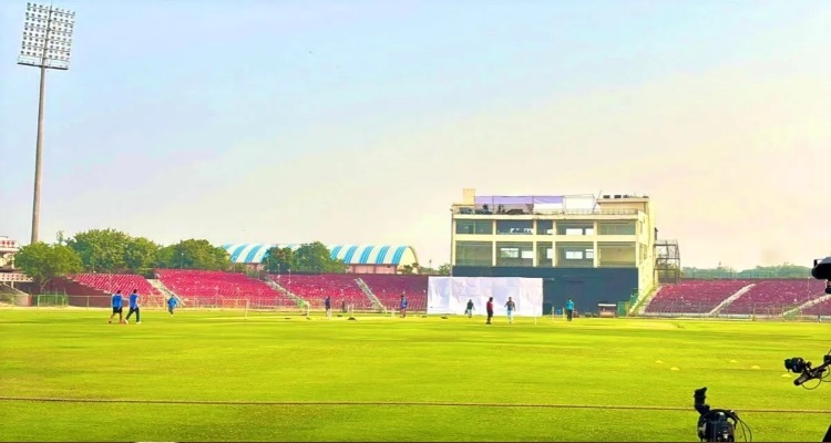 SMS Stadium Jaipur : इस राज्य में तीन वर्ष से ज्यादा समय के बाद भी नहीं हुआ 