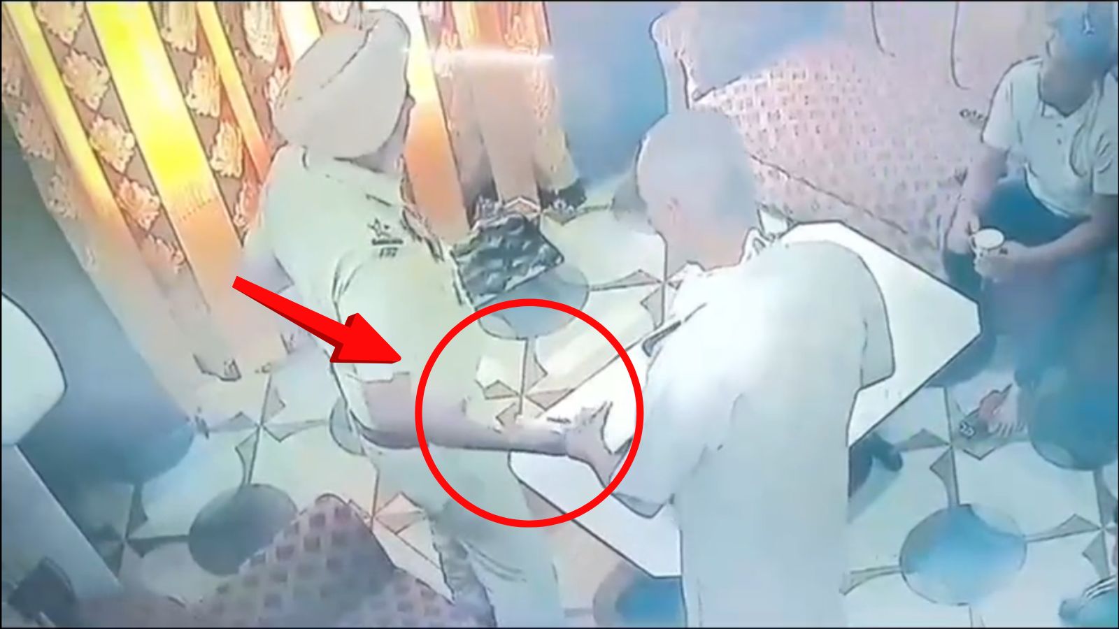 जालंधर में ASI रिश्वत लेते हुए कैमरे में कैद, 