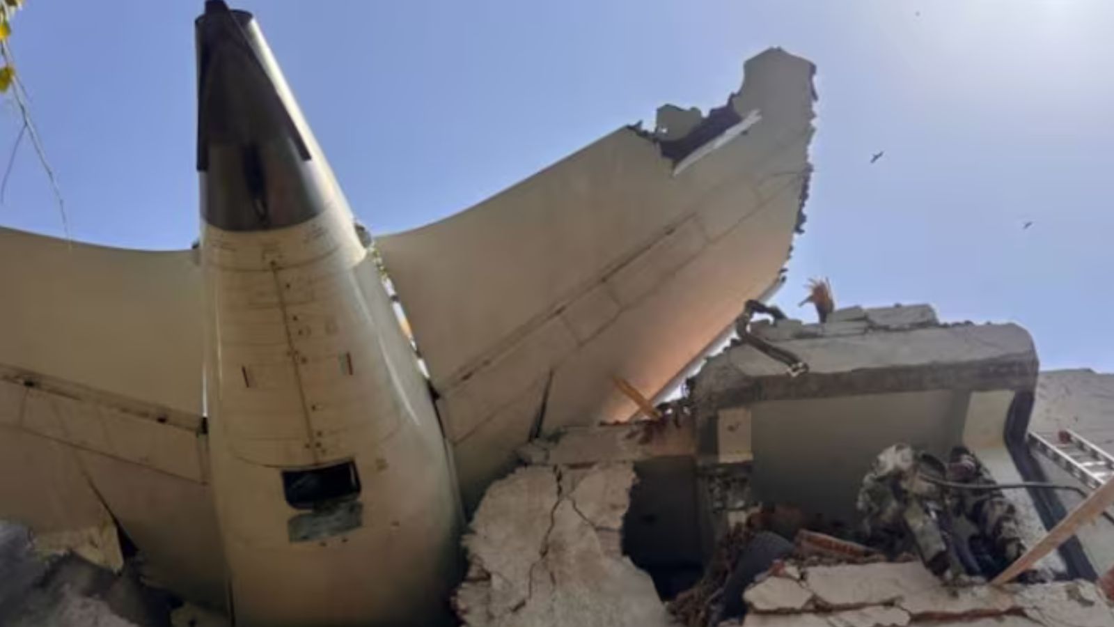 Ahmedabad Plane Crash: हर एंगल से होगी हादसे की जांच, 