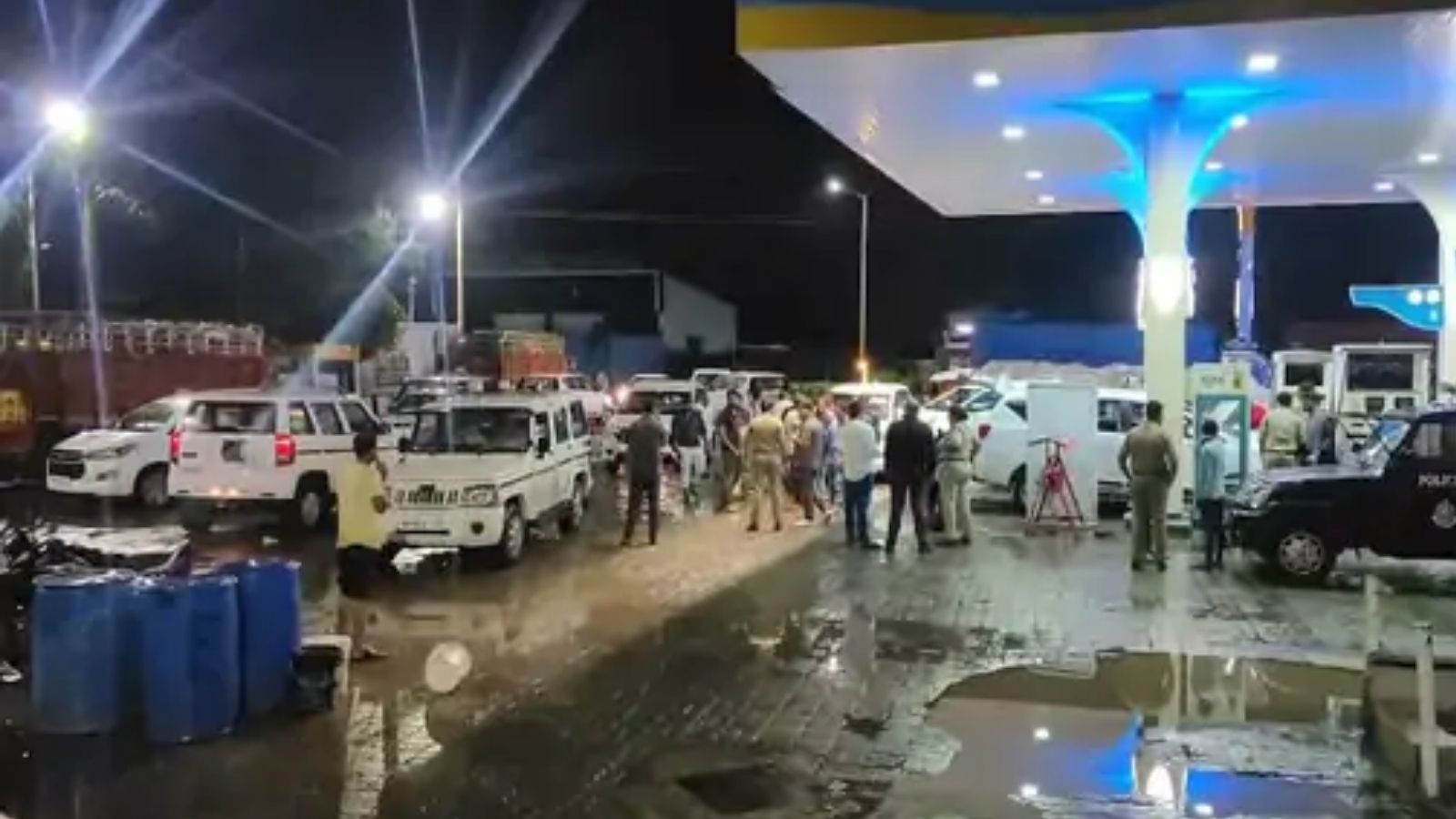 CM के काफिले की एक साथ 19 गाड़ियों हुई बंद,