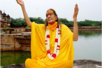 जगद्गुरु श्री Kripalu Ji Maharaj की बेटियों की कार का एक्सीडेंट, 