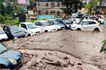 हिमाचल के मंडी में बादल फटने से 3 की मौत, 