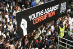 नेपाल में हिंसक प्रदर्शन के बाद बैकफुट पर सरकार, 