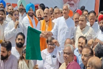 जालंधर में भाजपा नेताओं ने रवाना की राहत सामग्री, 