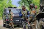 Army vehicle overturned in Jammu and Kashmir early in the morning, 1 d...