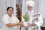 ਡੇਰਾ ਬਿਆਸ ਮੁਖੀ ਬਾਬਾ ਗੁਰਿੰਦਰ ਸਿੰਘ ਢਿੱਲੋਂ ਨੇ CM ਨਾਲ ਕੀਤੀ ਮੁਲਾਕਾਤ