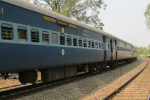 टूटी सीटें गंदा टॉयलेट अमरनाथ यात्रा की सुरक्षा में जा रहे BSF जवानों को मिली ऐसी ट्रेन, 