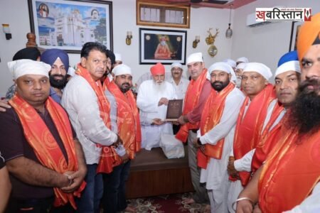 डेरा सचखंड बल्लां में विनीत धीर ने लिया संत निरंजन दास महाराज का आशीर्वाद, जनता की सेवा का दोहराया संकल्प