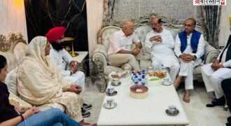 Manish Sisodia expressed condolences to the family of former Cabinet Minister Chunni Lal Bhagat following his demise.